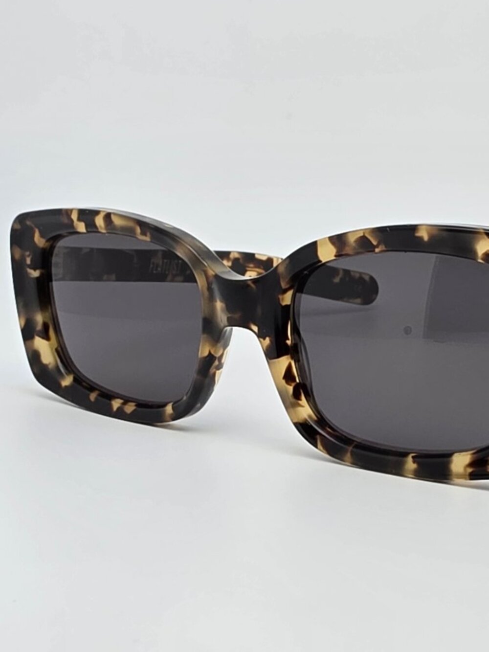 Flatlist Eazy Espresso Tortoise Frame Dark Grey Lens Bayonet Temple Sunglasses